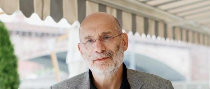 В России объявили в розыск писателя Бориса Акунина