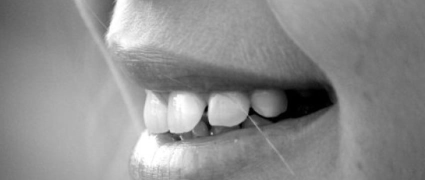 Стоматолог назвала популярные ошибки при чистке зубов