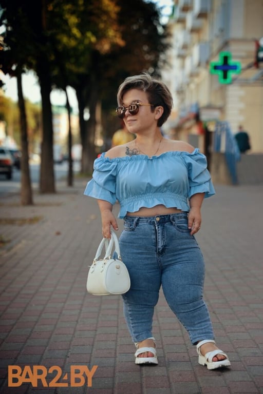 «Думают, что у меня мини-квартира». Как живется девушке с ростом 120 см, рассказала жительница Барановичей