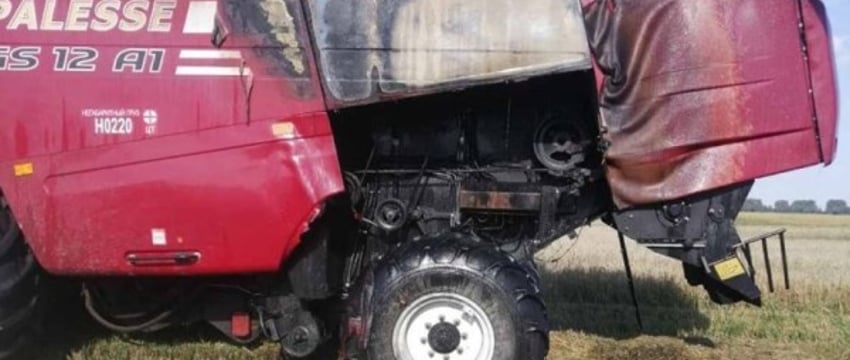 В Лунинецком районе загорелся зерноуборочный комбайн