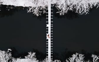 Минобороны РФ отчиталось о сбитии за ночь 40 дронов над четырьмя регионами