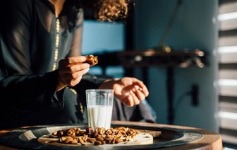 Эту «сладость» советуют добавить в рацион почти всем белорусам. Как поможет сердцу, мозгу и кишечнику? — Полезно