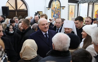 «На нас будут тренироваться» — Лукашенко предсказал себе «очень непростой» год — Видео