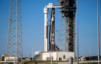 Boeing и НАСА запустят дебютный полет экипажа космической капсулы Starliner 5 июня.