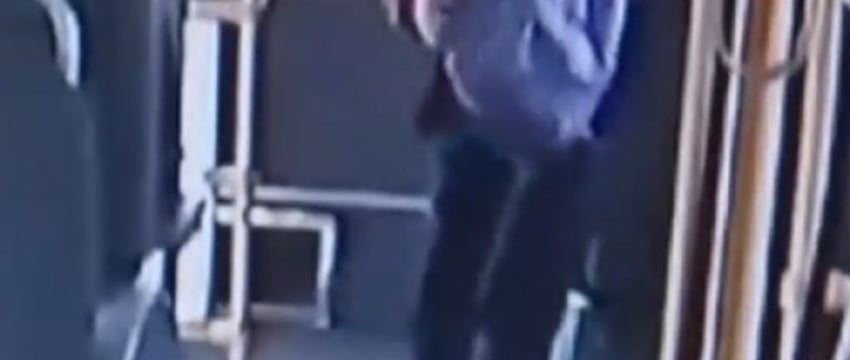 Белорус украл пакет с чужими вещами и подарил его своей супруге