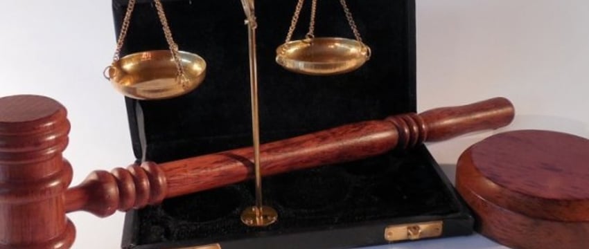 Суд наказал мужчину за попытку ввоза жидкости для вейпа в Беларусь