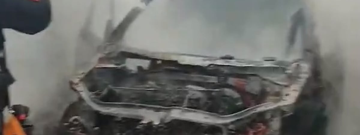 В Лидском районе в гараже сгорел автомобиль