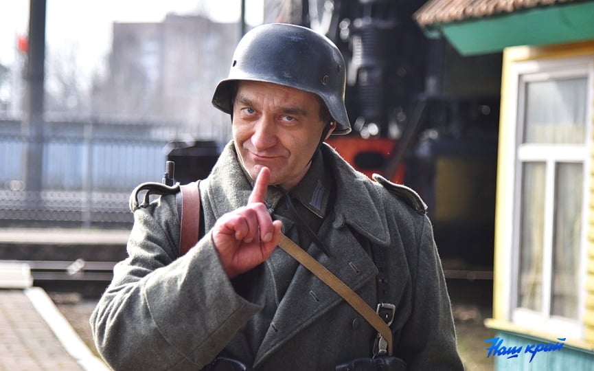 В Барановичах высадился десант немецких солдат. Идет съемка телефильма