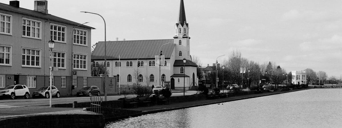 КНДР запустила баллистическую ракету в сторону Японского моря