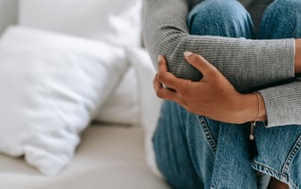 Как нарезать лук без слёз? Этот трюк использует профессиональный шеф-повар Гордон Рамзи — Полезно