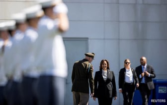 Бывший высокопоставленный военный чиновник США Бэк Харрис назвал Трампа "опасностью для демократии"