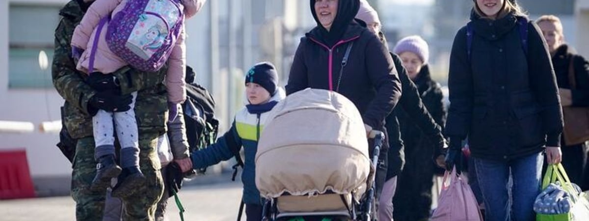 «Там фото моего ребенка, видео, как мы его купаем, а грязные пальцы этого толстолобика лезут в мой телефон»