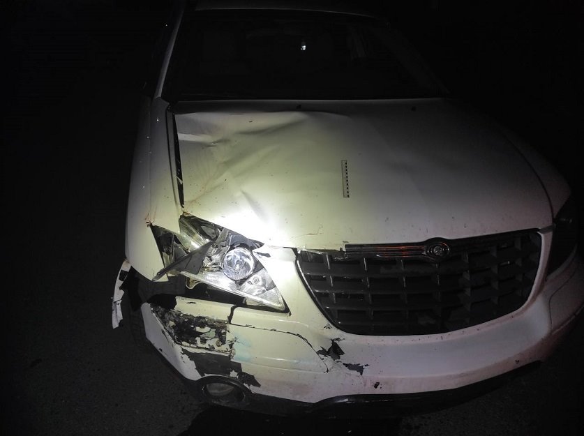 В Беларуси мужчина сбил своего друга, который сидел на табуретке посреди дороги. Причем автомобиль принадлежал погибшему