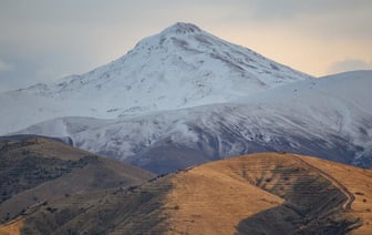 В Тегеране объявили, кто должен заменить погибшего президента Раиси — Видео