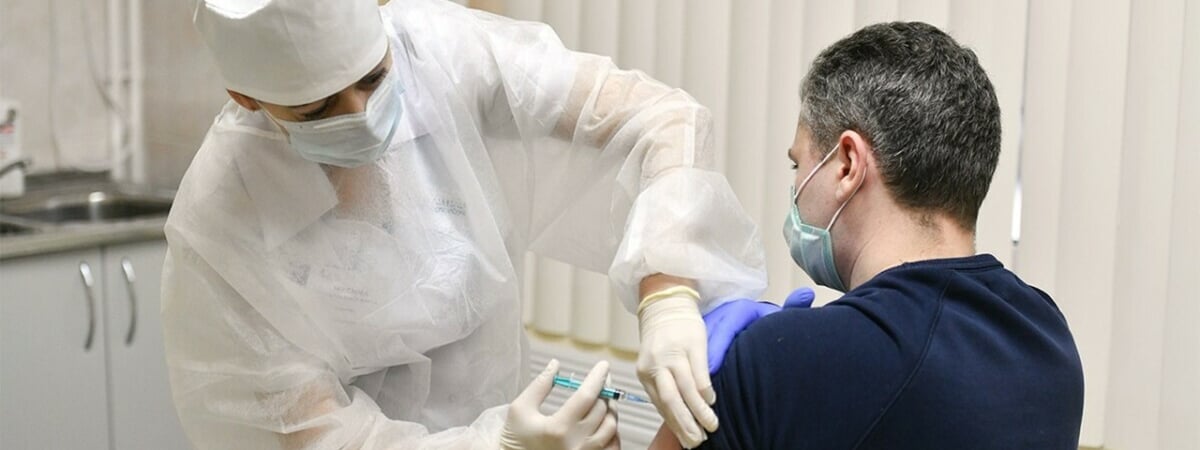 Минздрав назвал дату начала массовой вакцинации белорусов