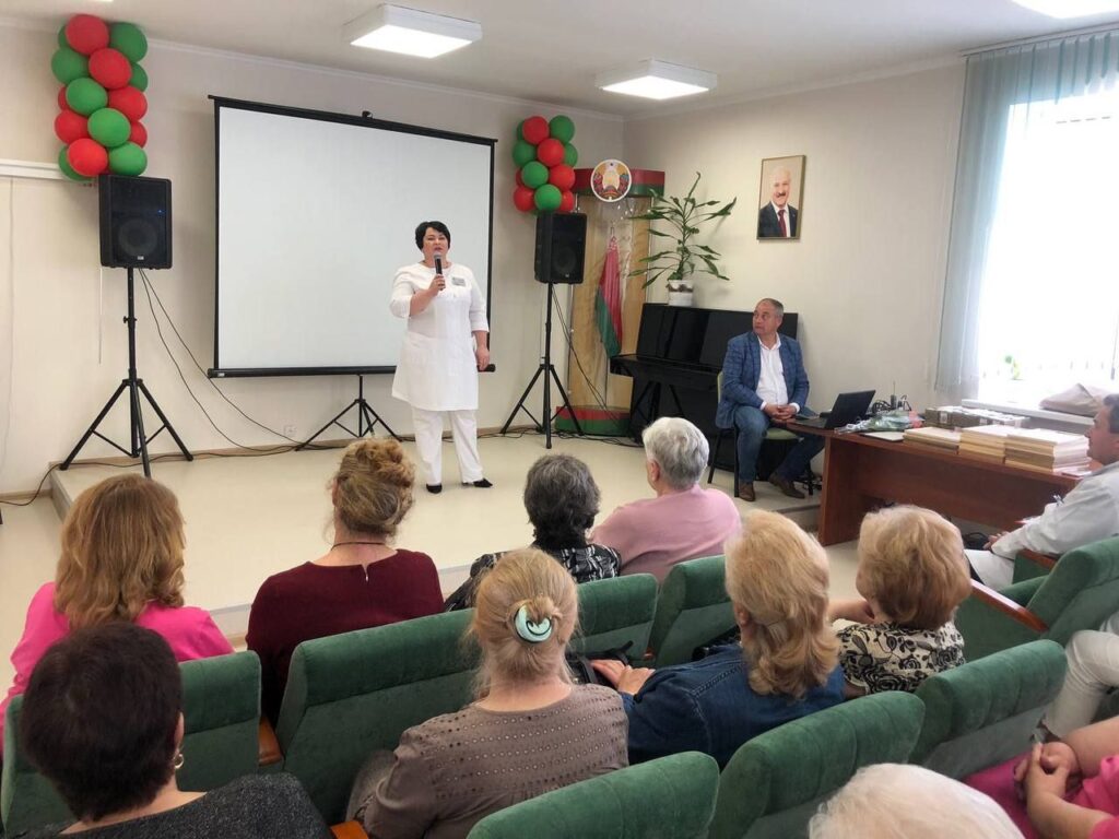 В Бресте поздравили лучших медсестер городской больницы скорой медицинской помощи