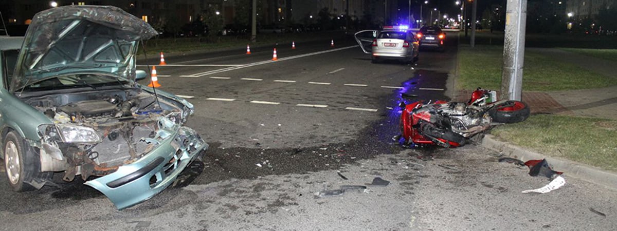 Пьяный водитель, который сбил мотоциклиста в Гродно, заключен под стражу
