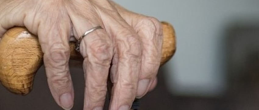 Женщина доверилась лжеправоохранителям и осталась на улице