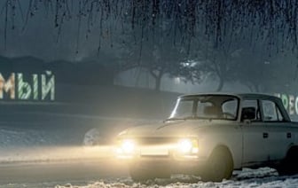Фонарщик из Бреста показал «Москвич-412», с которым не хочет расставаться