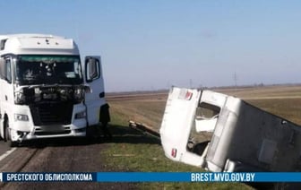 В Кобринском районе прицеп отцепился от Audi и столкнулся с попутным грузовым автомобилем