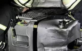 ДТП на немецком автобане: столкновение грузовика и микроавтобуса