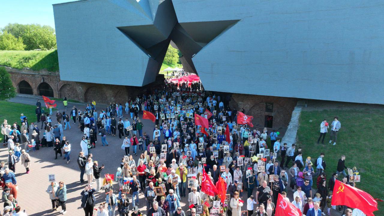 Около 60 тыс. человек приняли участие в митинге в Брестской крепости