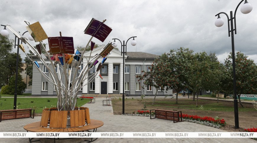 Ивацевичи готовятся ко Дню белорусской письменности. Фотофакт