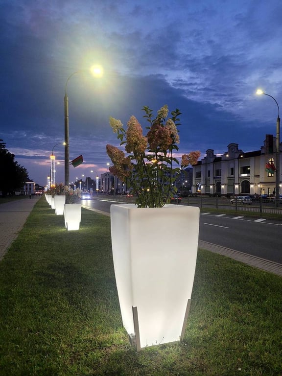 В Бресте проспект Машерова заиграл новыми красками