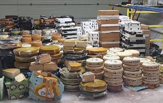 Брестчанин незаконно провез в Беларусь 5 тонн сыра из Европы