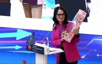 В России выпустили куклу в образе белорусского космонавта Марины Василевской — Фото