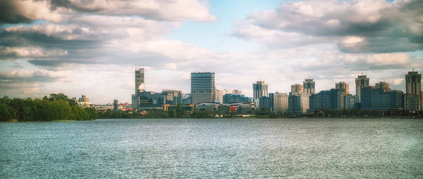 Средняя зарплата в Могилевской области в июне составила 1923,6 рубля. Это наименьший показатель в Беларуси