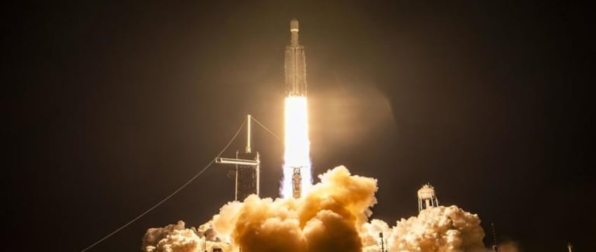 SpaceX запустила в космос военный беспилотник X-37B