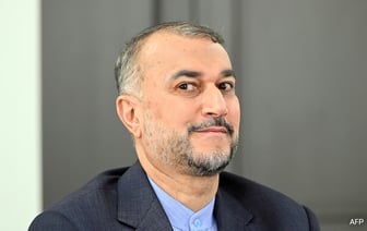 Кто были официальные лица, погибшие в результате крушения вертолета вместе с президентом Ирана?