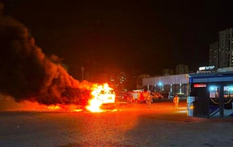 В окрестностях Тель-Авива взорвались два пассажирских автобуса — Видео