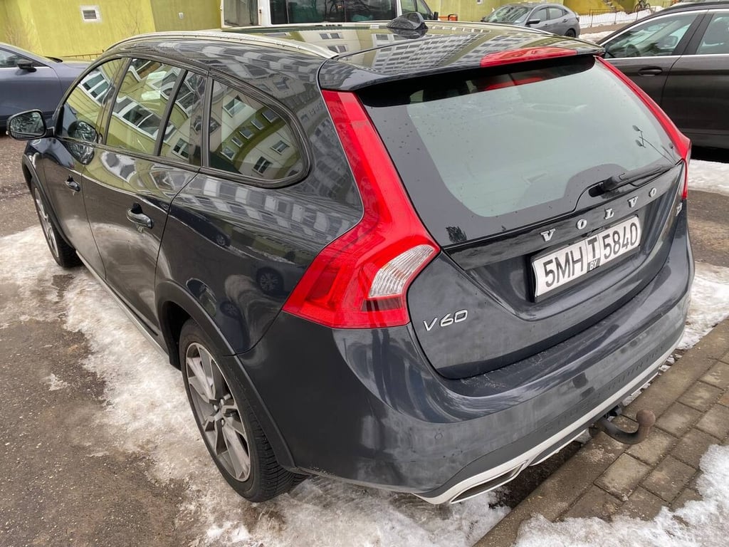 Белорусы поверили в красивую сказку и купили Volvo V60 со скрученным пробегом