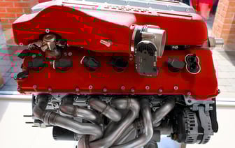 Ferrari поднимет цены на ряд моделей на 10% из-за американских пошлин на импорт