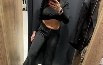 «Они с золотыми нитями?» — Белоруска показала в TikTok джинсы за 2640 рублей. У комментаторов возникли вопросы — Видео