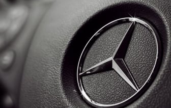 Пьяный автомастер угнал Mercedes клиента и попался ГАИ. Как его наказали?