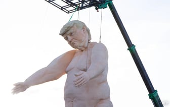 Статуя Обнаженного Трампа, Появившаяся в Лас-Вегасе, Таинственным Образом Исчезла