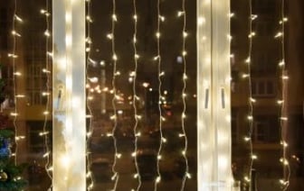 Скорая помощь, потеряшки и любовь: интересные случаи в такси на Новый год