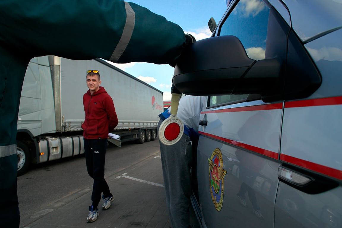 Санитарно-карантинный пункт на белорусско-российской границе в Лиозненском районе. Фото Сергея Серебро