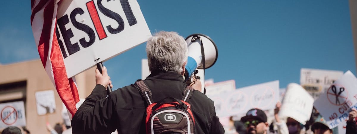 Власти Беларуси обновили перечень автомобилей для повышенного налога