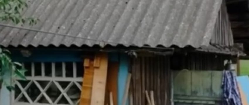 Пенсионер погиб от удара током во время ремонта бани