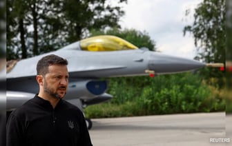 Видео: Истребители F-16 прибыли в Украину, Зеленский говорит, что "Мы сделали это"