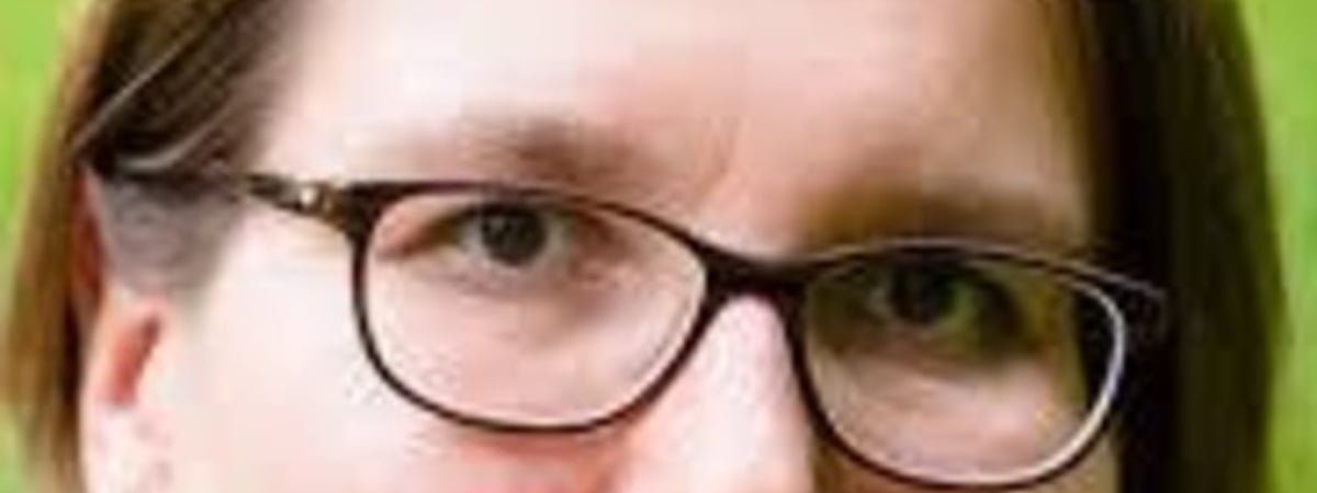 Анна Розэ: Основной задачей российских эмигрантов-интеллектуалов стало запугивание оставшихся на родине