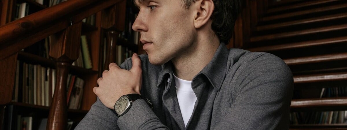 «Луч» выпустил лимитированную серию часов с «символами свободы и духовного возвышения». Кому посвятили и что по цене? — Фото