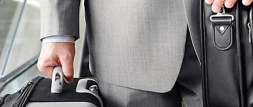 Главный инженер два года получал деньги за командировки, в которые не ездил