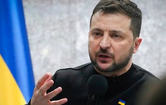 Зеленский просил Запад вернуть в Украину мужчин боеспособного возраста — Bloomberg