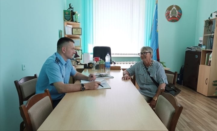 Прокуратура Ивановского района помогла местной жительнице с ремонтом кровли дома