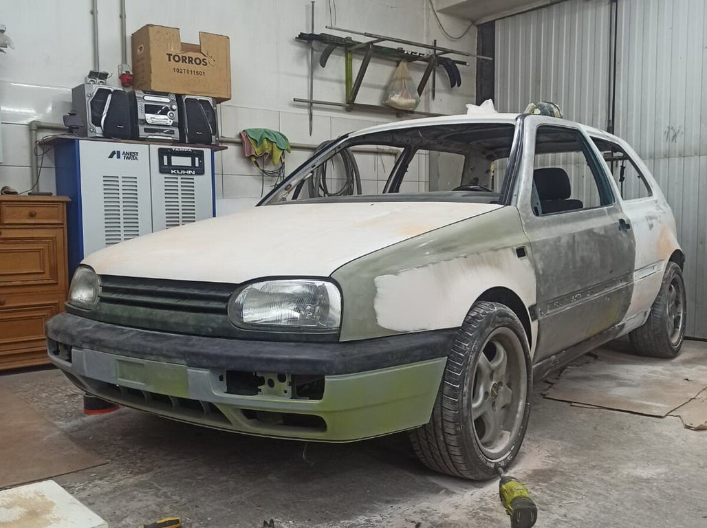 Риелтор из Бреста без ума от старенького VW Golf III